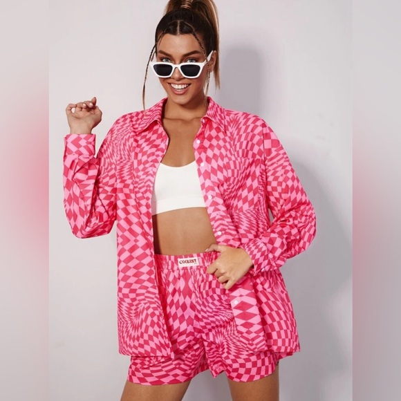 NWOT Checker Print Blouse and Shorts Set - Picture 2 of 5